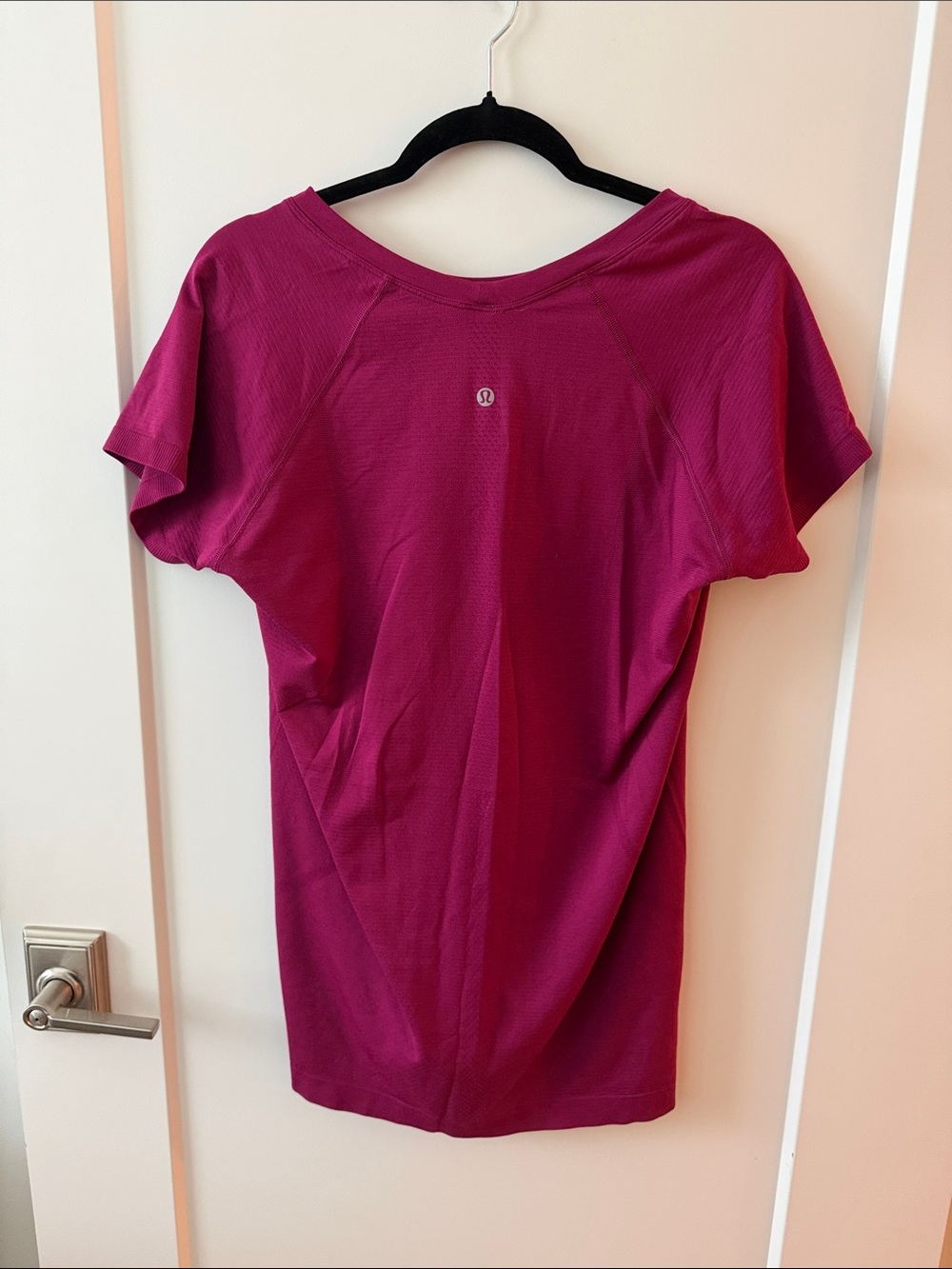 Lululemon Swiftly Tech Performance Tee - Picture 4 of 4